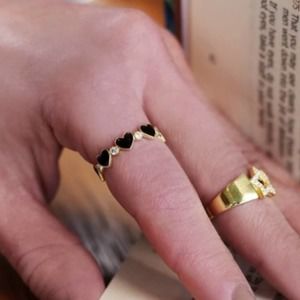 Black Heart To Heart Ring With CZ Diamonds